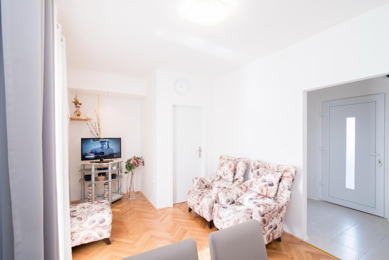 Apartment Seventh Heaven Ποντστράνα Εξωτερικό φωτογραφία